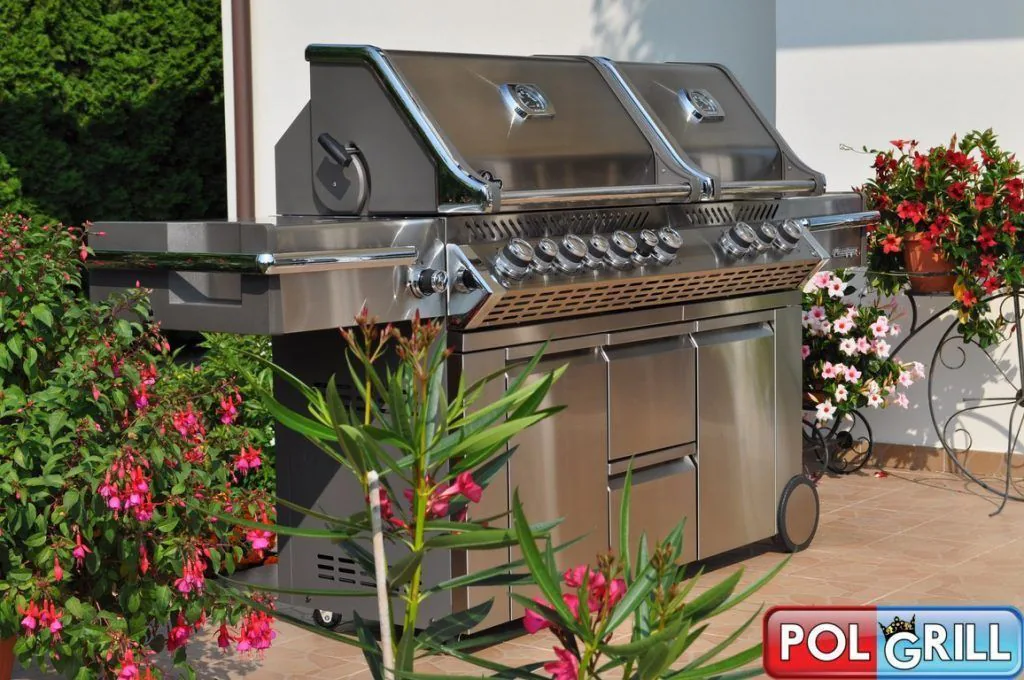 grill napoleon prestige pro 825 na tarasie przydomowym grill-gazowy-napoleon-825-prestige-pro-polgrill