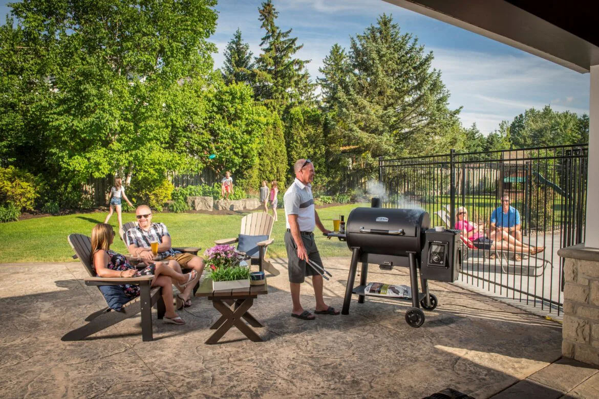 Polgrill-496051-grill-pellet-broilking-Lifestyle