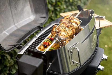 Polgrill-PRO285-grill-gazowy-napoleon-z-rożnem-2