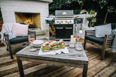 Polgrill-grille-gazowe-do-gastronomii-burger-dla-gości
