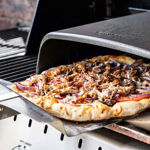 Polgrill-pizza-neapolitana-z-grilla-broil-king